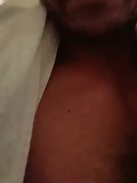 RobertoLuiz84 online show from 12, 6, 2026