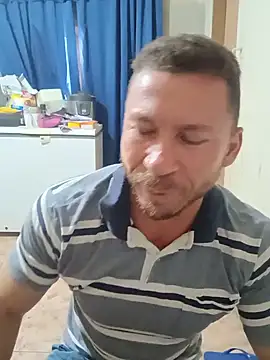 RobertoLuiz84 online show from 19, 7, 2026