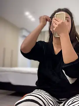 Toffee-00 online show from 25, 3, 2026