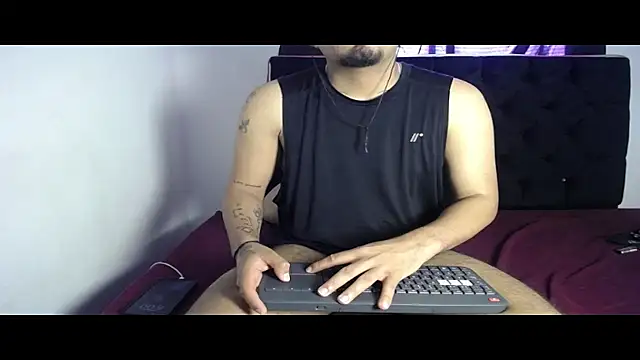 Henry villa23 online show from 26, 11, 2025