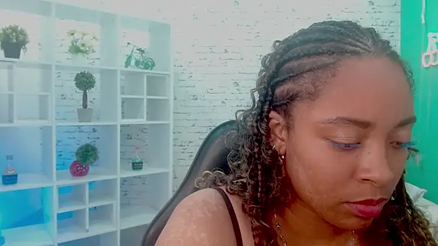 cataleya eebony online show from 14, 1, 2026