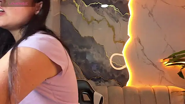 Anny Star Tx online show from 8, 3, 2026