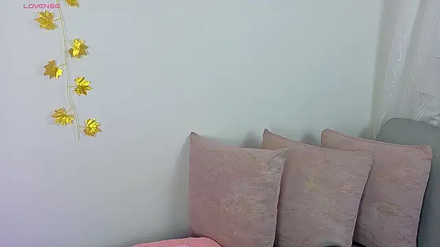 Ambar Carter online show from 14, 12, 2025