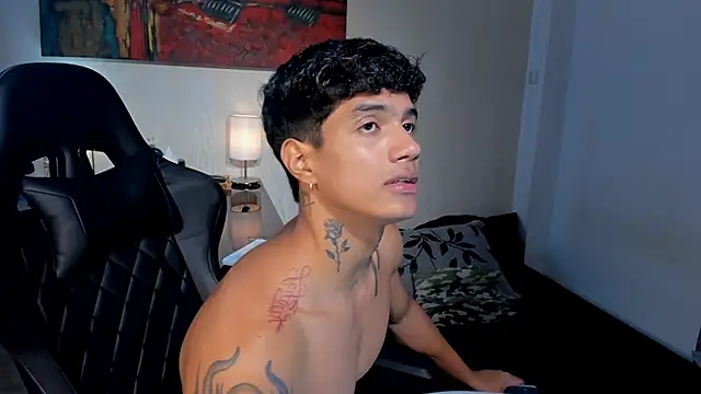 Snapshot of aress_damon chatting on 16, 12, 2025 aress damon online show from 16, 12, 2025