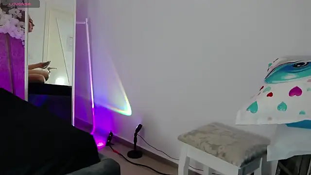 DeniseSun online show from 27, 11, 2025