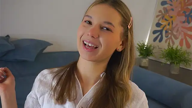 AmparoCilek online show from 13, 2, 2026