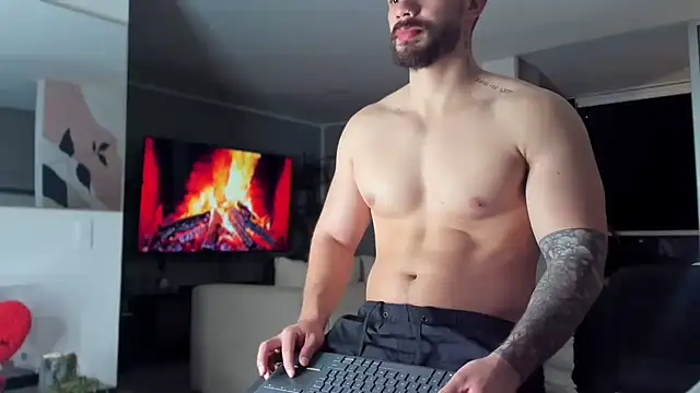 Valenthino Salvatore online show from 23, 3, 2026