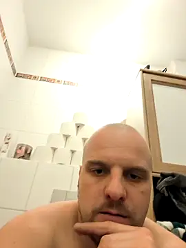 Phoenix2310 online show from 9, 2, 2026