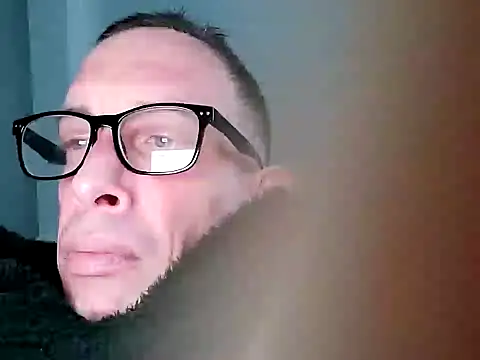 Snapshot of hamstiboy55 chatting on 15, 2, 2026 hamstiboy55 online show from 15, 2, 2026