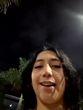 Snapshot of Eveeelyn25 chatting on 20, 6, 2026 Eveeelyn25 online show from 20, 6, 2026