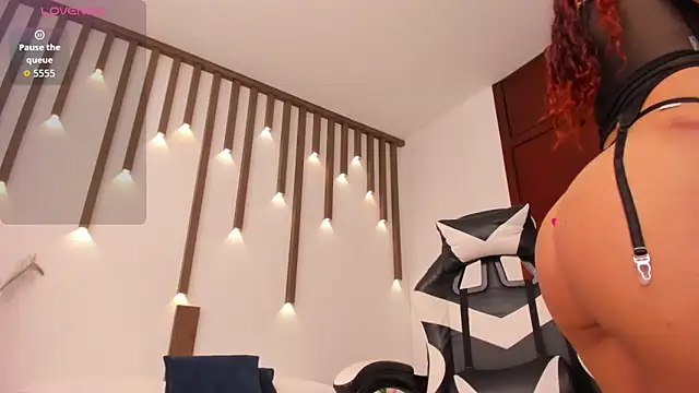 lindaa natashaa  online show from 26, 2, 2026