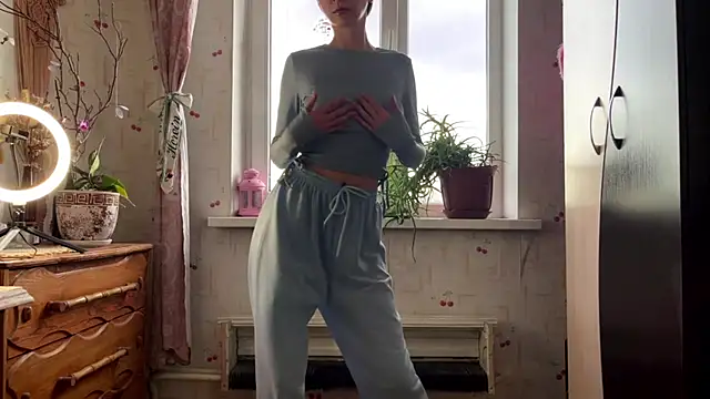 PaulaTisch online show from 13, 4, 2026