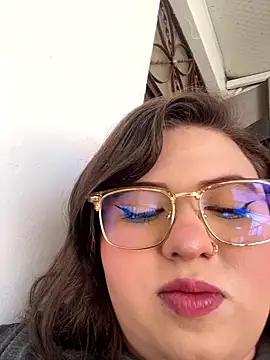 Kitty Bms  online show from 18, 1, 2026