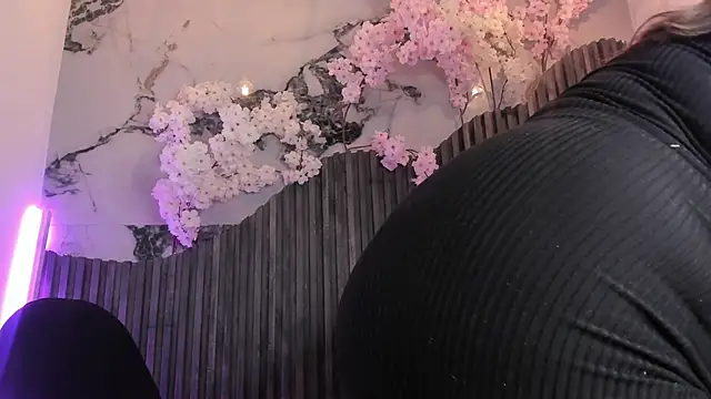 Kitty Bms  online show from 11, 2, 2026