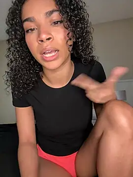 Snapshot of Kiki_hammyy chatting on 28, 6, 2026 Kiki hammyy online show from 28, 6, 2026