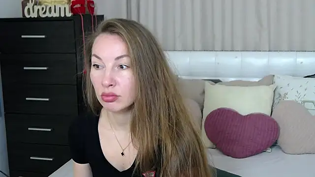 Snapshot of Brandy_Gem chatting on 13, 4, 2026 Brandy Gem online show from 13, 4, 2026