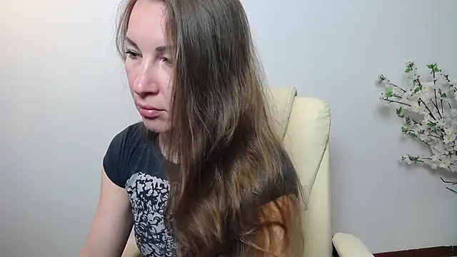 Snapshot of Brandy_Gem chatting on 22, 4, 2026 Brandy Gem online show from 22, 4, 2026