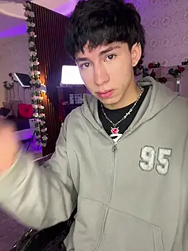 kaelwolf tay online show from 28, 3, 2026