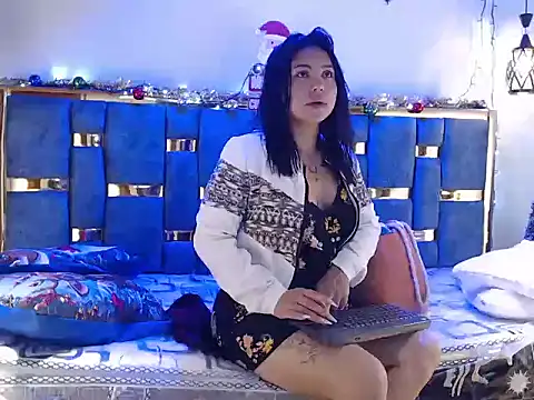 SHIZUKA WET online show from 5, 12, 2025