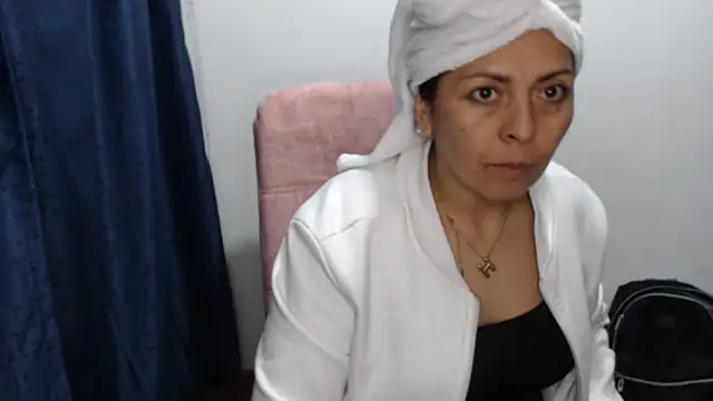 Paolahotty online show from 19, 2, 2026