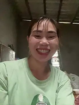 Snapshot of meganmeo chatting on 26, 4, 2026 meganmeo online show from 26, 4, 2026