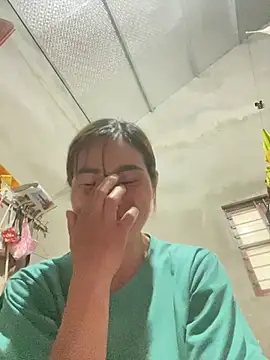 Snapshot of meganmeo chatting on 1, 5, 2026 meganmeo online show from 1, 5, 2026
