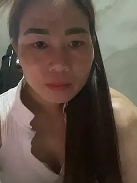 Snapshot of meganmeo chatting on 14, 5, 2026 meganmeo online show from 14, 5, 2026
