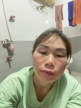 Snapshot of meganmeo chatting on 18, 5, 2026 meganmeo online show from 18, 5, 2026