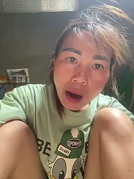 Snapshot of meganmeo chatting on 19, 5, 2026 meganmeo online show from 19, 5, 2026