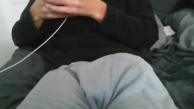 latinman7944 online show from 12, 1, 2026