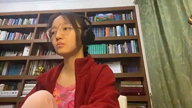 Snapshot of LinaClous chatting on 26, 2, 2026 LinaClous online show from 26, 2, 2026