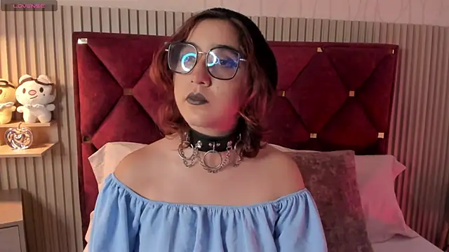 Snapshot of Kiri_Velvet chatting on 20, 4, 2026 Kiri Velvet online show from 20, 4, 2026