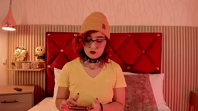 Snapshot of Kiri_Velvet chatting on 20, 5, 2026 Kiri Velvet online show from 20, 5, 2026