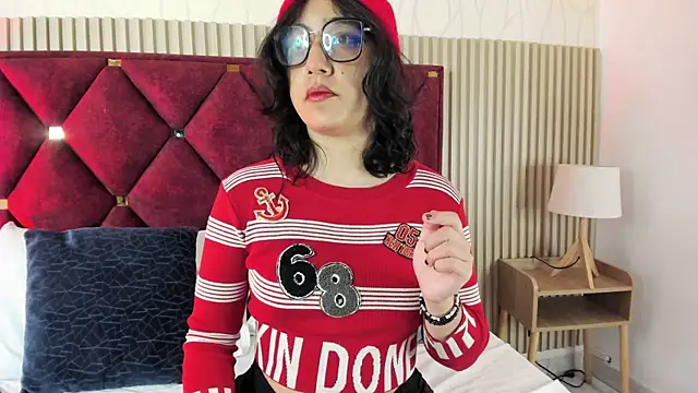 Snapshot of Kiri_Velvet chatting on 30, 6, 2026 Kiri Velvet online show from 30, 6, 2026
