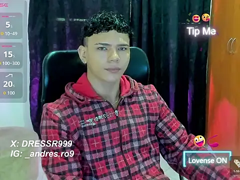 Snapshot of secret_justin7 chatting on 15, 12, 2025 secret justin7 online show from 15, 12, 2025