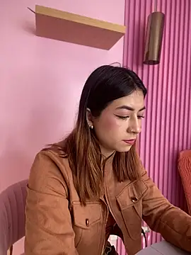 Snapshot of MaddieHunter chatting on 11, 1, 2026 MaddieHunter online show from 11, 1, 2026