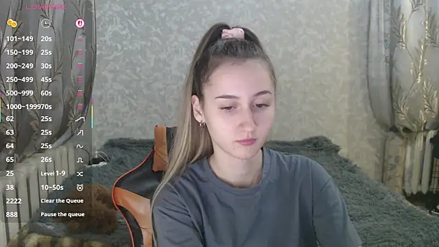 Snapshot of Ave_Costly chatting on 21, 12, 2025 Ave Costly online show from 21, 12, 2025