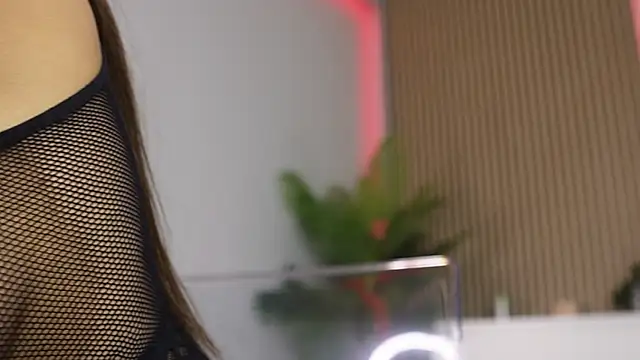 Jessy Cruz  online show from 29, 11, 2025