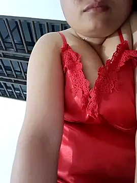 Snapshot of mai-mai-97 chatting on 14, 5, 2026 mai-mai-97 online show from 14, 5, 2026