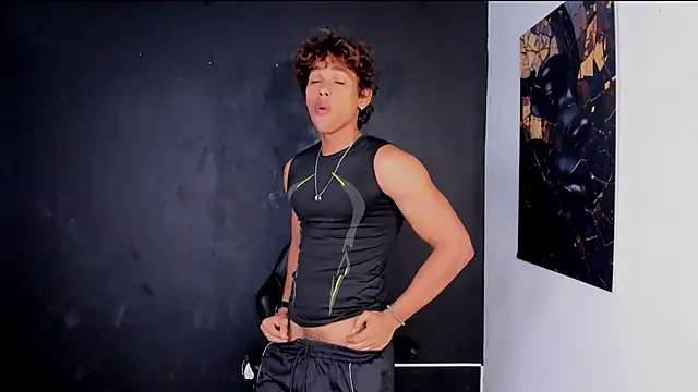 Snapshot of LiamVibes212 chatting on 19, 2, 2026 LiamVibes212 online show from 19, 2, 2026