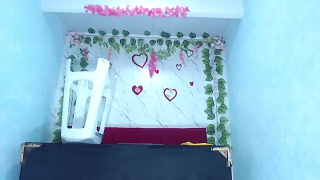 Snapshot of angelamanjarrezcm chatting on 15, 12, 2025 angelamanjarrezcm online show from 15, 12, 2025