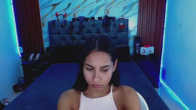 Meryandcris online show from 5, 3, 2026