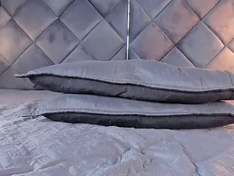 honey-lizzy online show from 28, 11, 2025