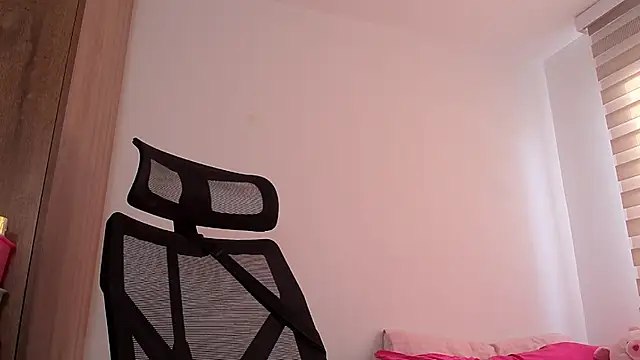 Sweet navy  online show from 19, 12, 2025