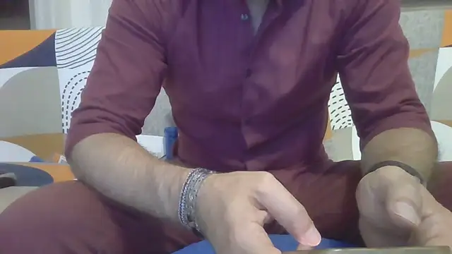 Snapshot of Eroshotlicker chatting on 3, 6, 2026 Eroshotlicker online show from 3, 6, 2026