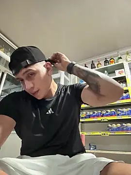 OliverWest04 online show from 7, 4, 2026