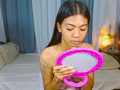 SamaraMillers online show from 12, 3, 2026