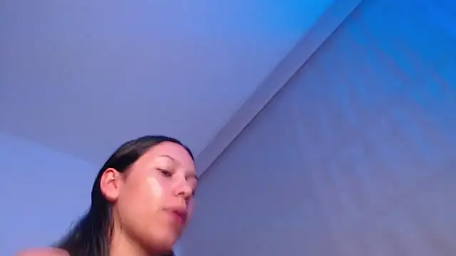 Snapshot of Noah_and_kim69 chatting on 20, 12, 2025 Noah and kim69 online show from 20, 12, 2025