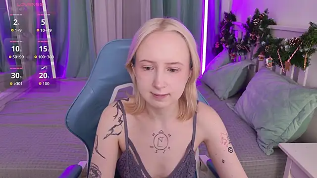 Snapshot of _Babyface_ chatting on 18, 12, 2025 Babyface online show from 18, 12, 2025