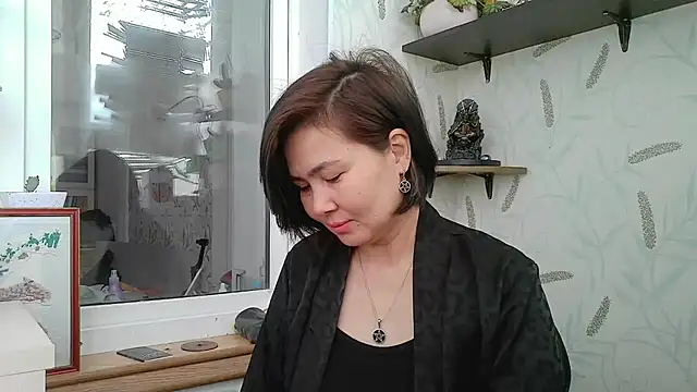 Nettie Allie online show from 16, 12, 2025